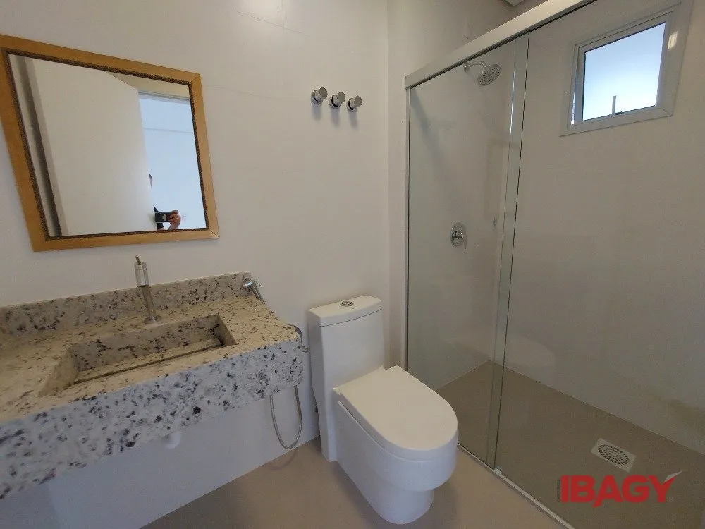 3-bedroom 165 m² apartment with balcony grill — photo 12