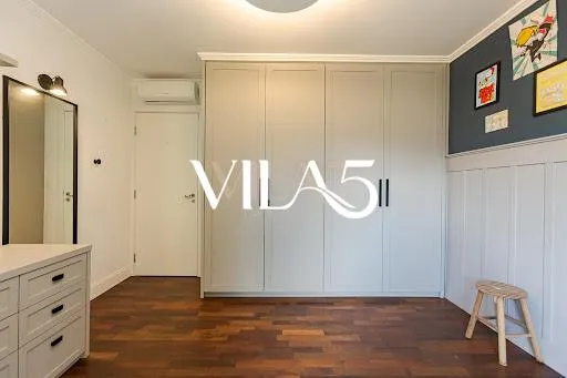 3-bedroom house with a bathtub in Curitiba — photo 53