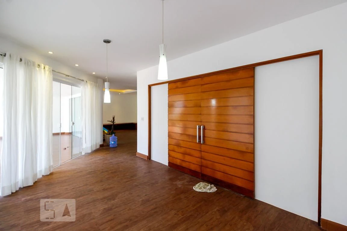 House with 5 bedrooms and 11 bathrooms plus 5 parking — photo 60