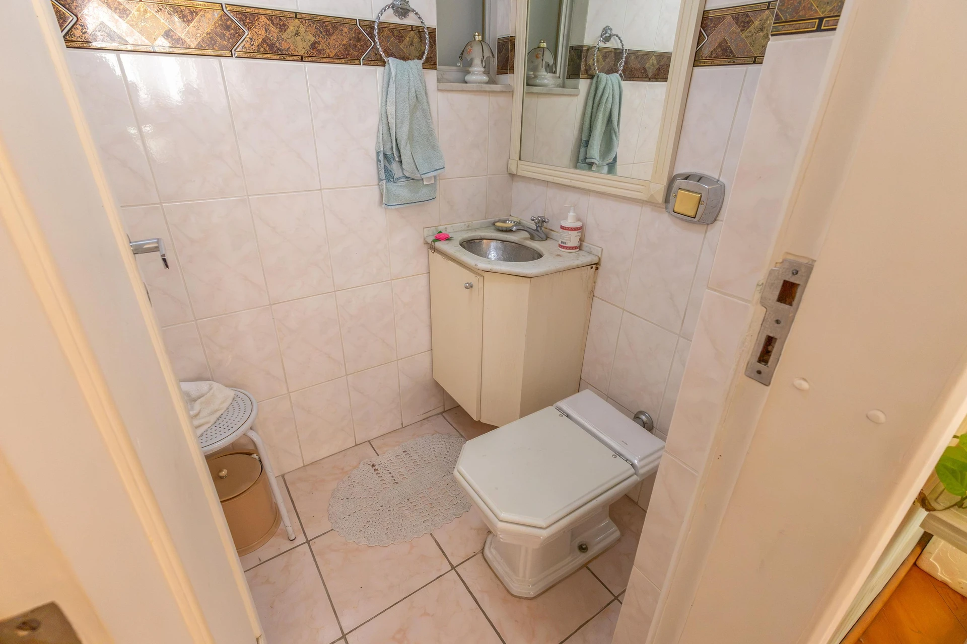 2-bedroom apartment with a dishwasher in Curitiba — photo 41