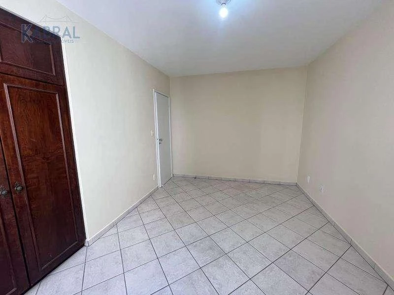 2-bedroom apartment with 2 bathrooms and parking — photo 13