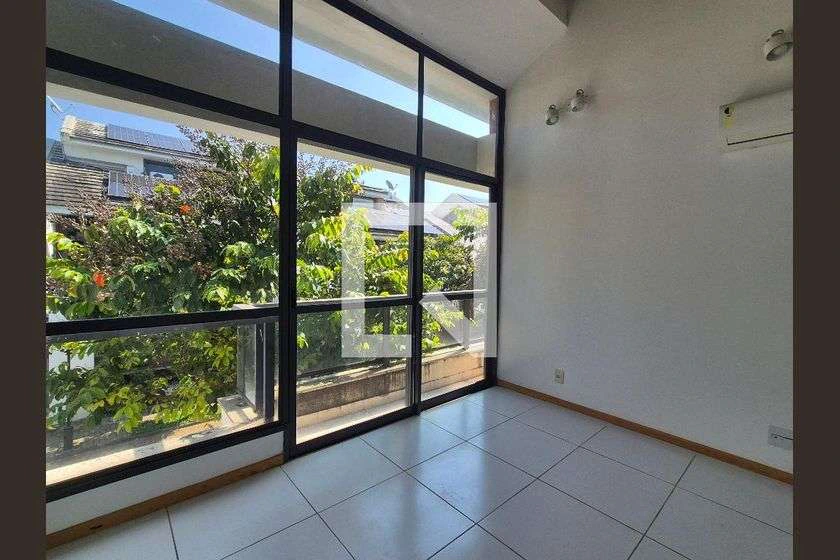 Casa em condomínio com 4 suítes e 150 m² — photo 12
