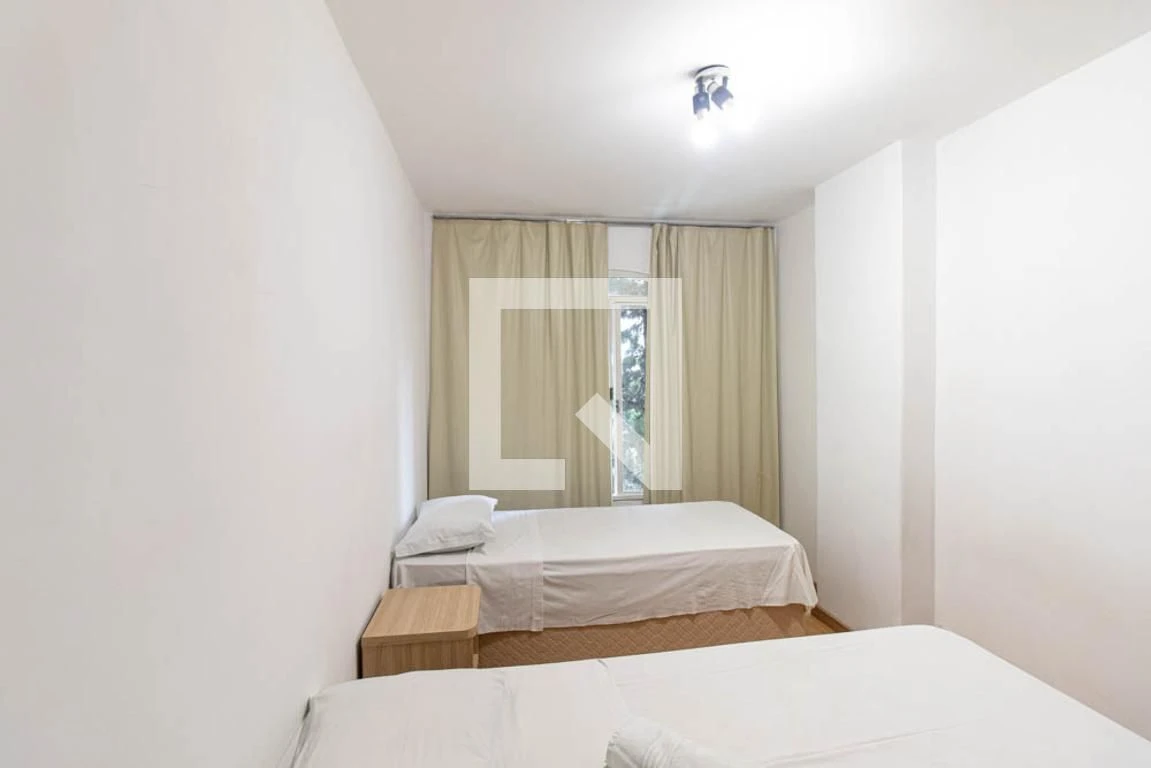 Apartment, 90 m², with wood or laminate floors — photo 14