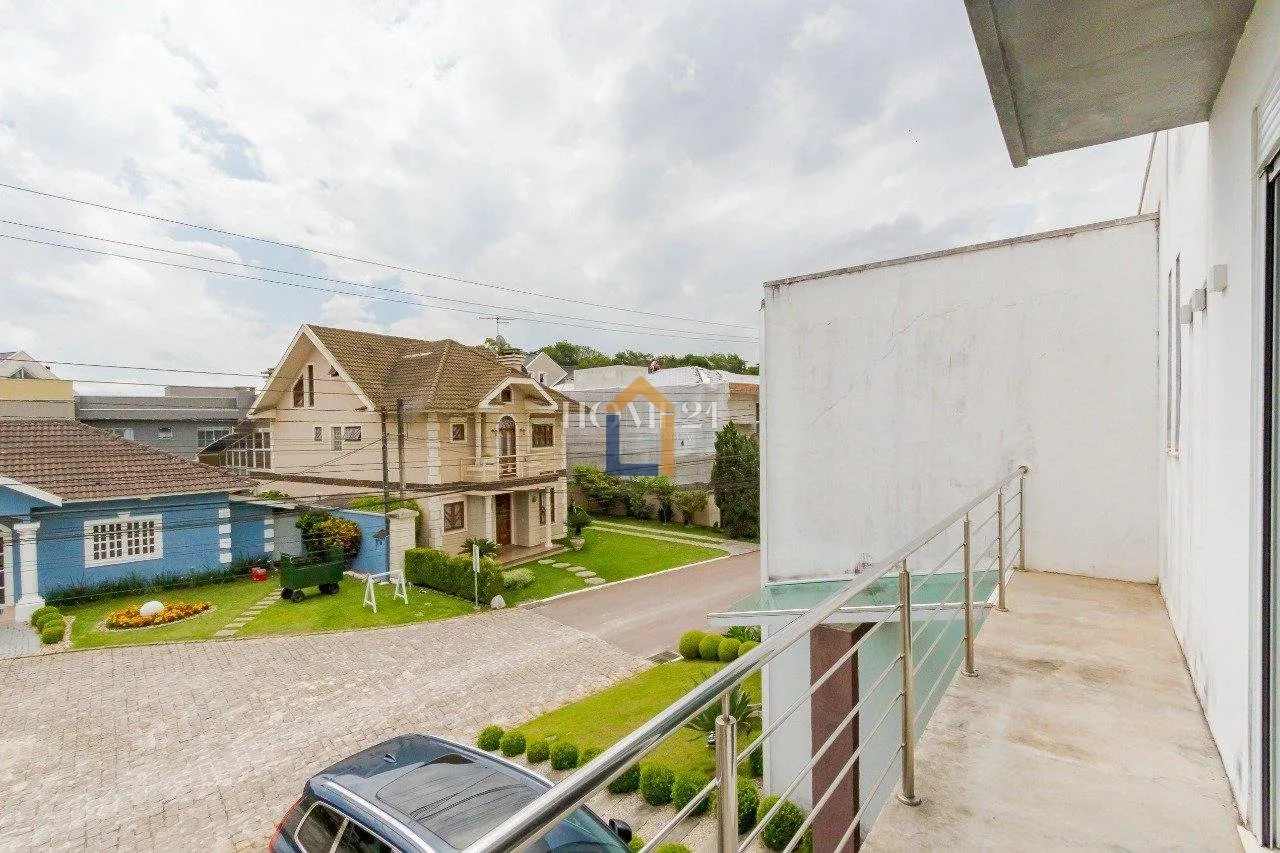 Furnished 470 m² house with 4 bedrooms and private garden — photo 86