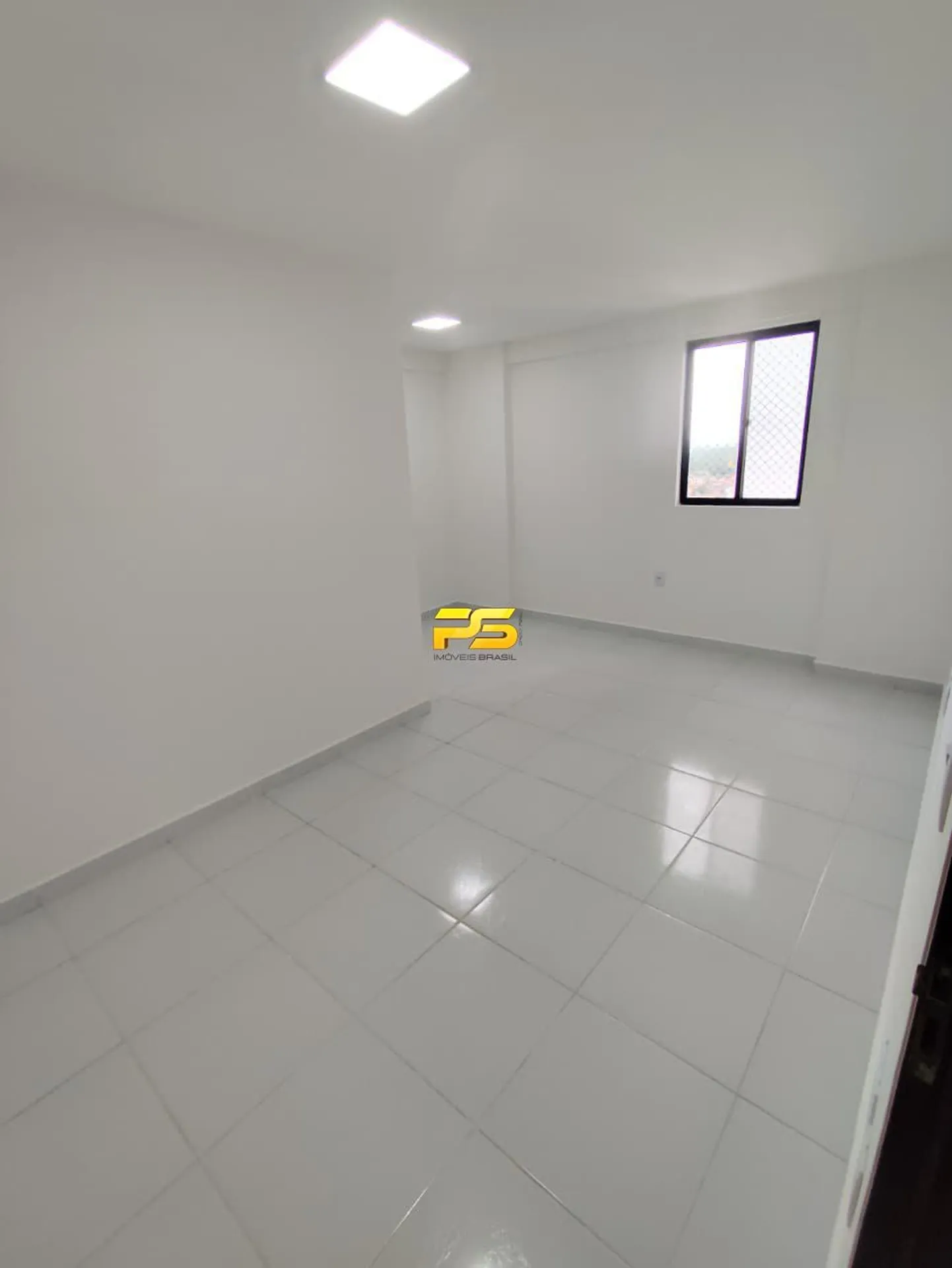 3-bedroom apartment, 97 m², on the 12th floor — photo 2