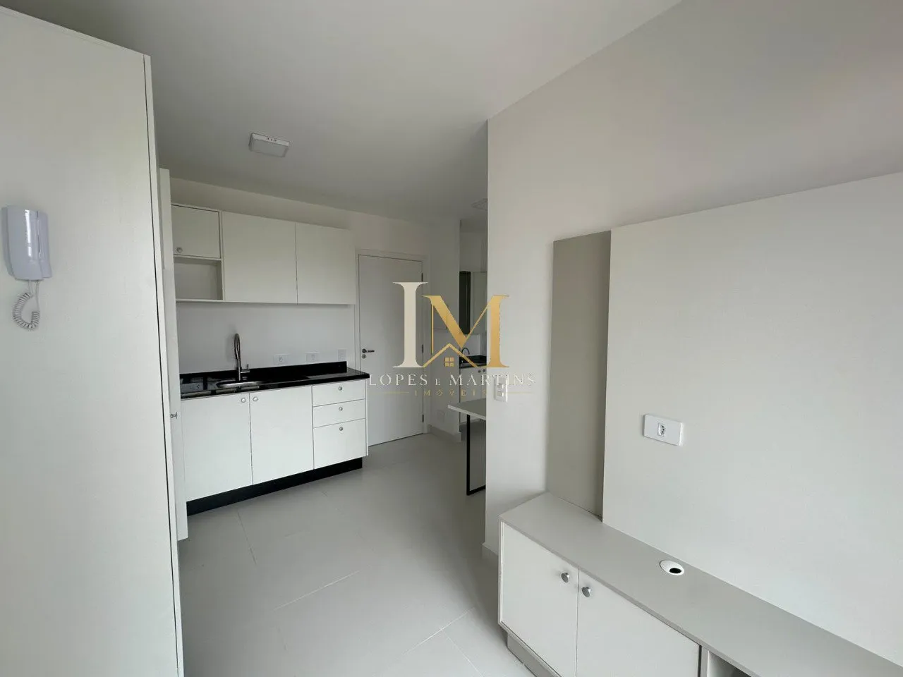 Пральна машина та 2 спальні: квартира 42 м² — photo 3