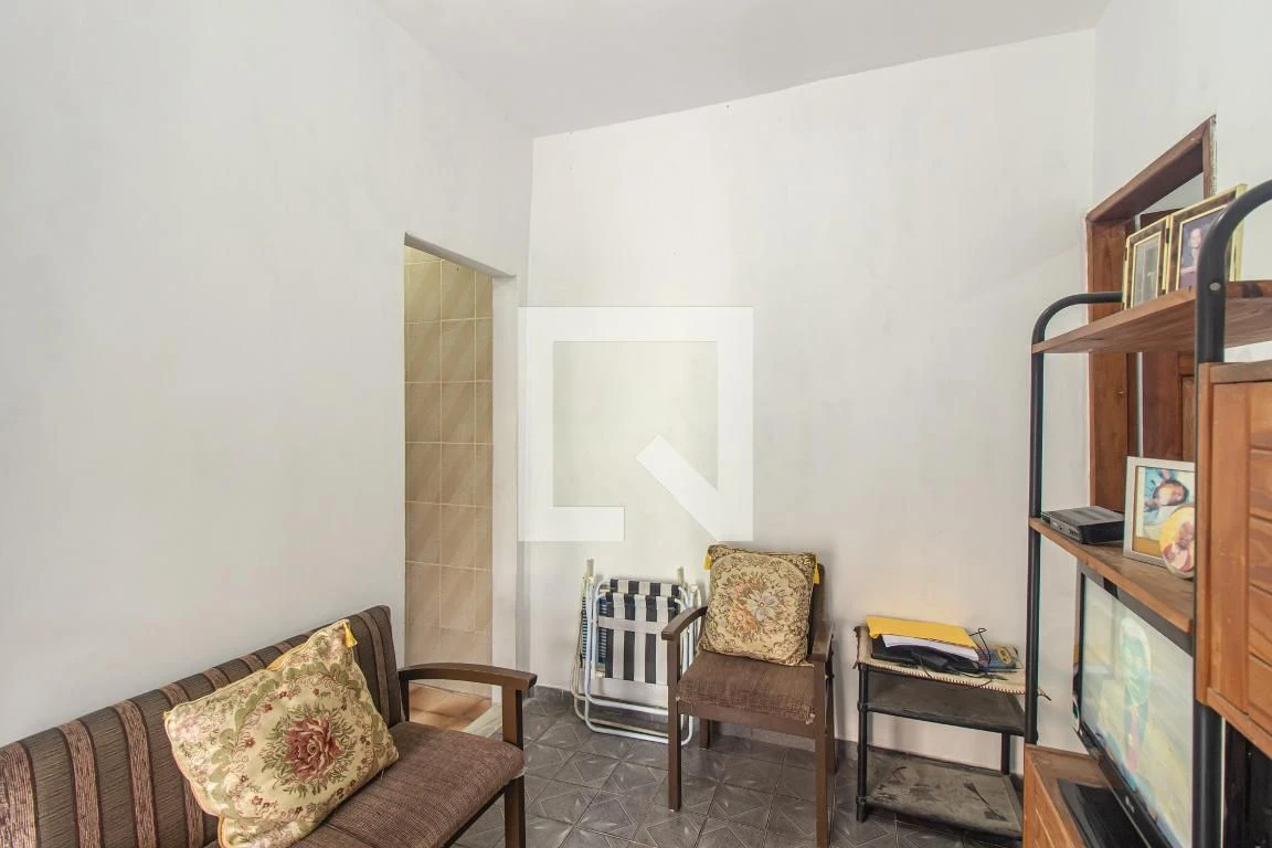 One-bedroom house with a garden — photo 18