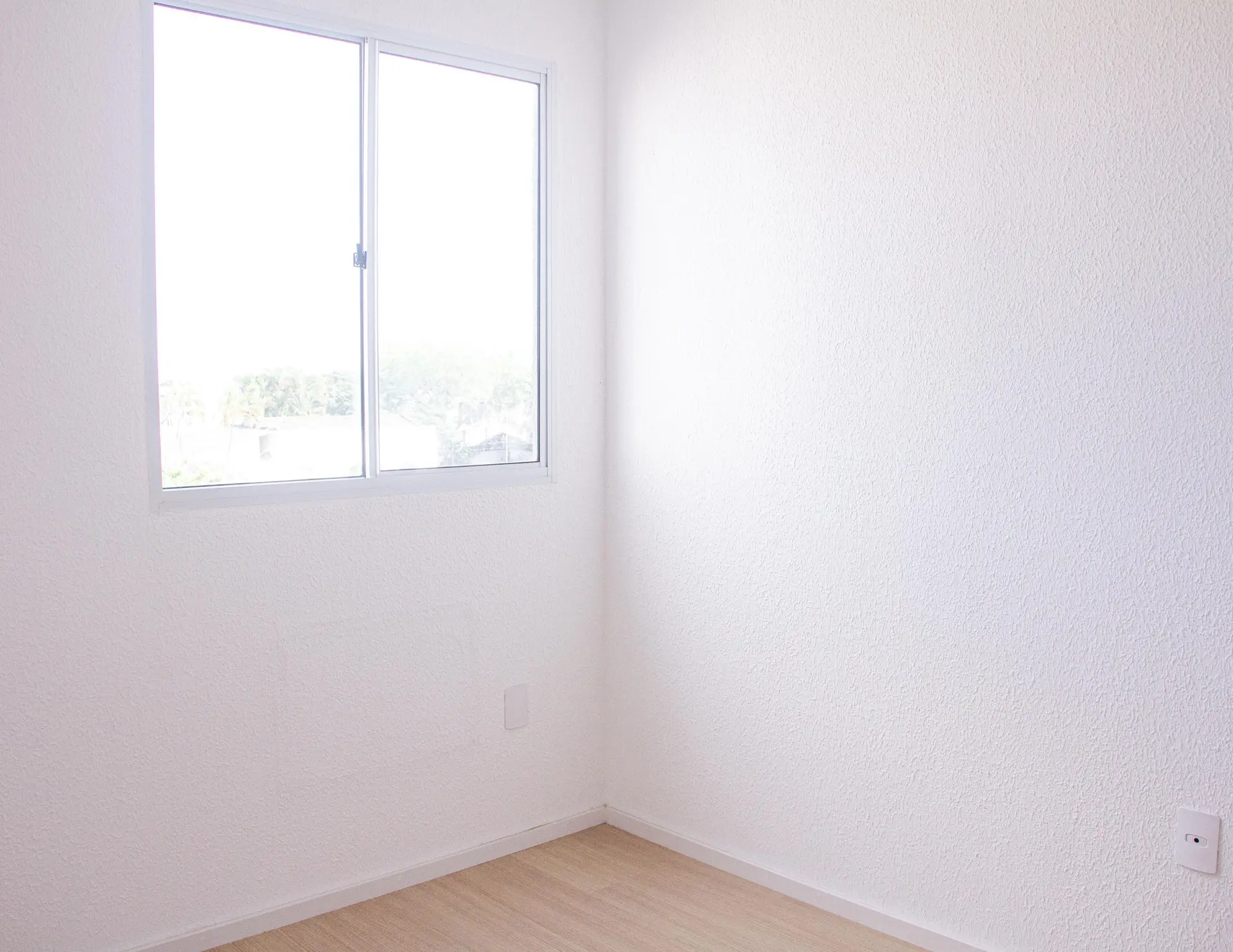 2-bedroom rental apartment with laundry area — photo 10
