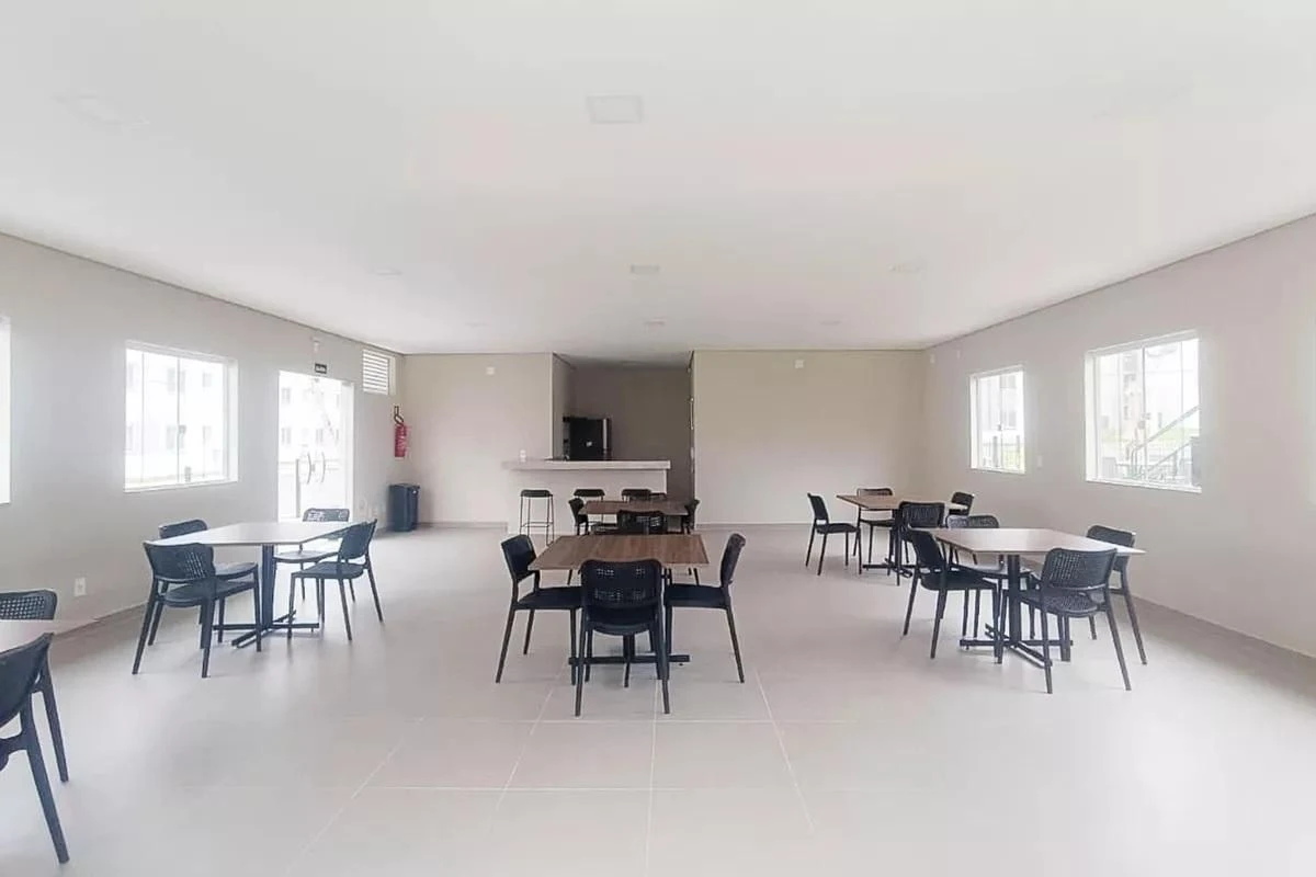 2-bedroom apartment with a washing machine — photo 12