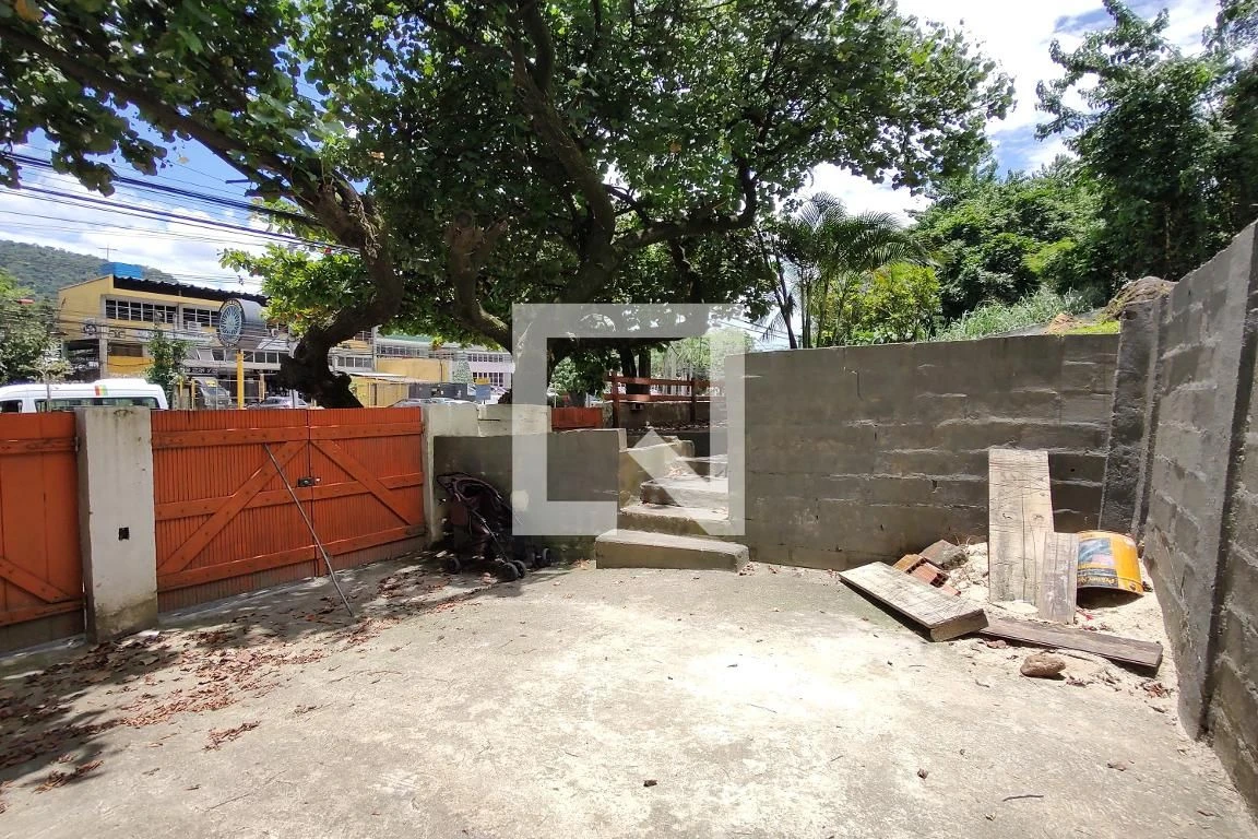 Casa para locação com 3 quartos e 280 m² — photo 86