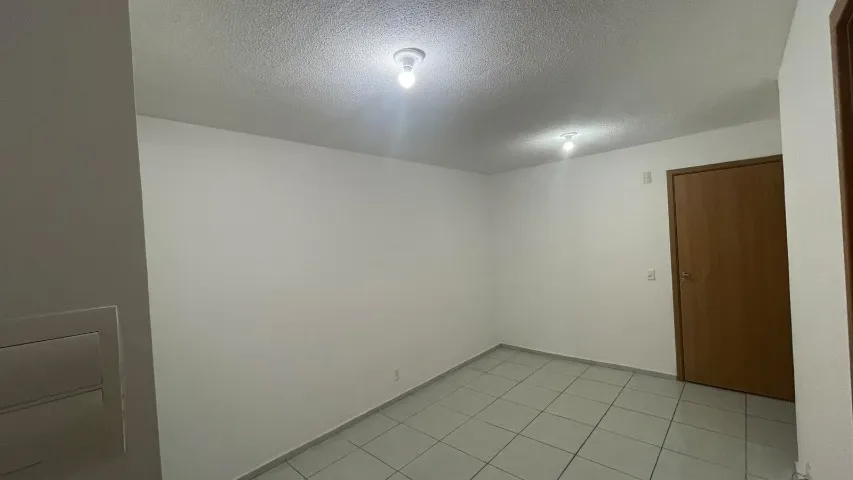 2-bedroom apartment in a building with a gym — photo 5