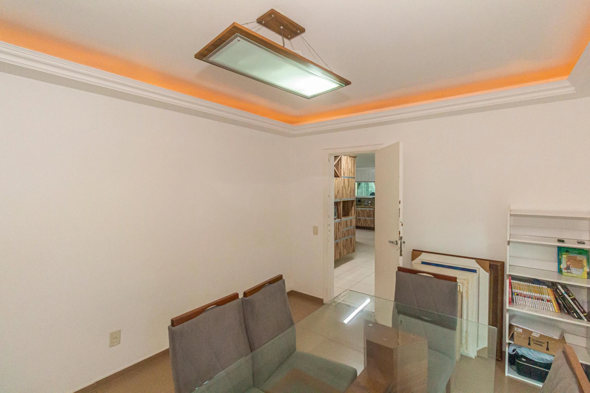 Apartamento mobiliado com 4 quartos e 3 banheiros — photo 13