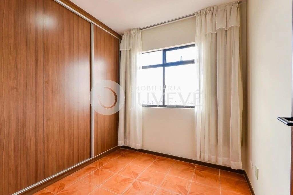 Apartamento de 2 quartos com cozinha fechada e 1 vaga — photo 13