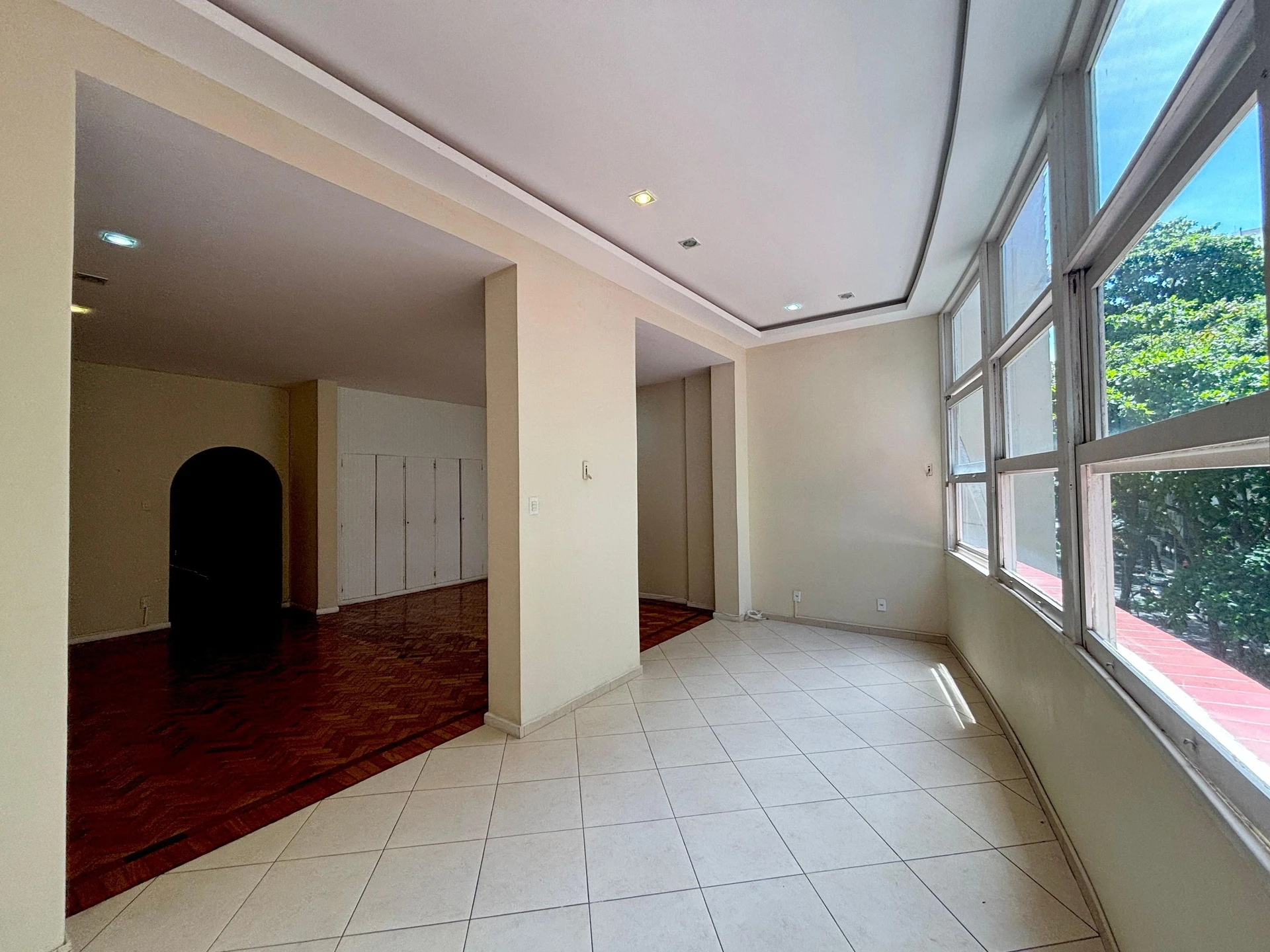 3-bedroom apartment with 2 bathrooms — photo 19