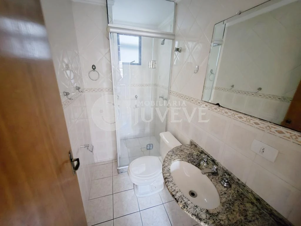 Furnished 3-bedroom apartment with enclosed balcony grill — photo 2