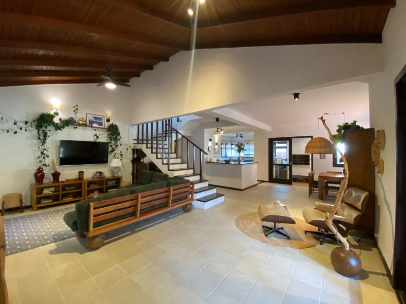 Casa de 4 dormitorios con balcón gourmet en Florianópolis — photo 25