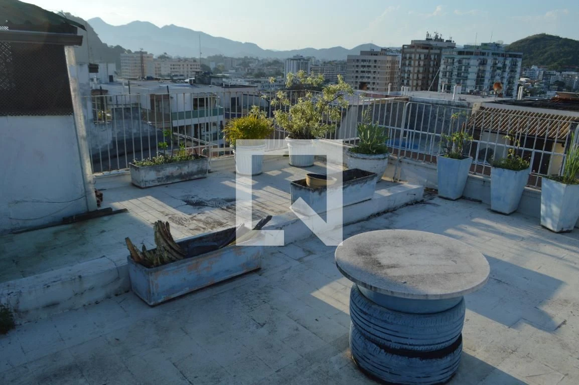 3-bedroom apartment with a bathtub — photo 54
