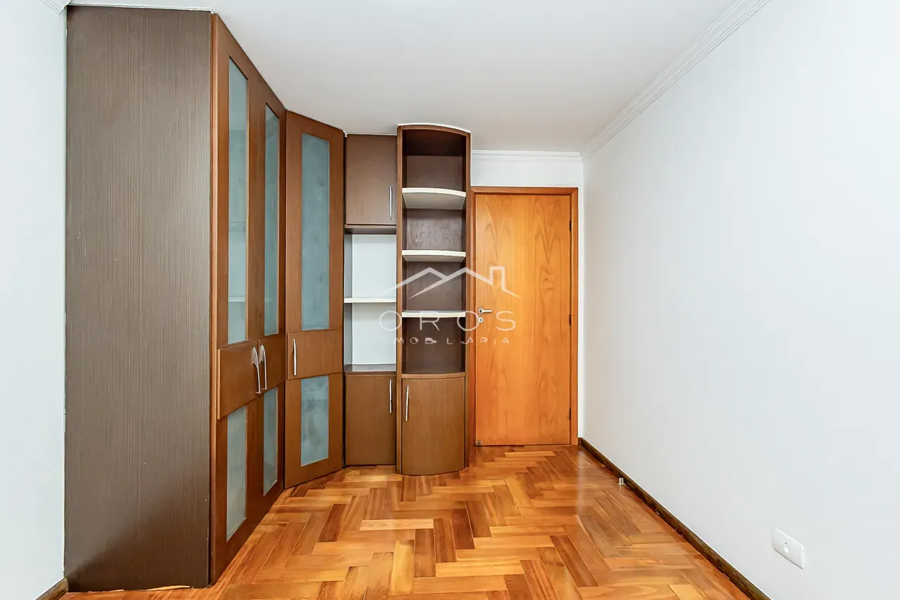 House, 200 m², with a washing machine — photo 27