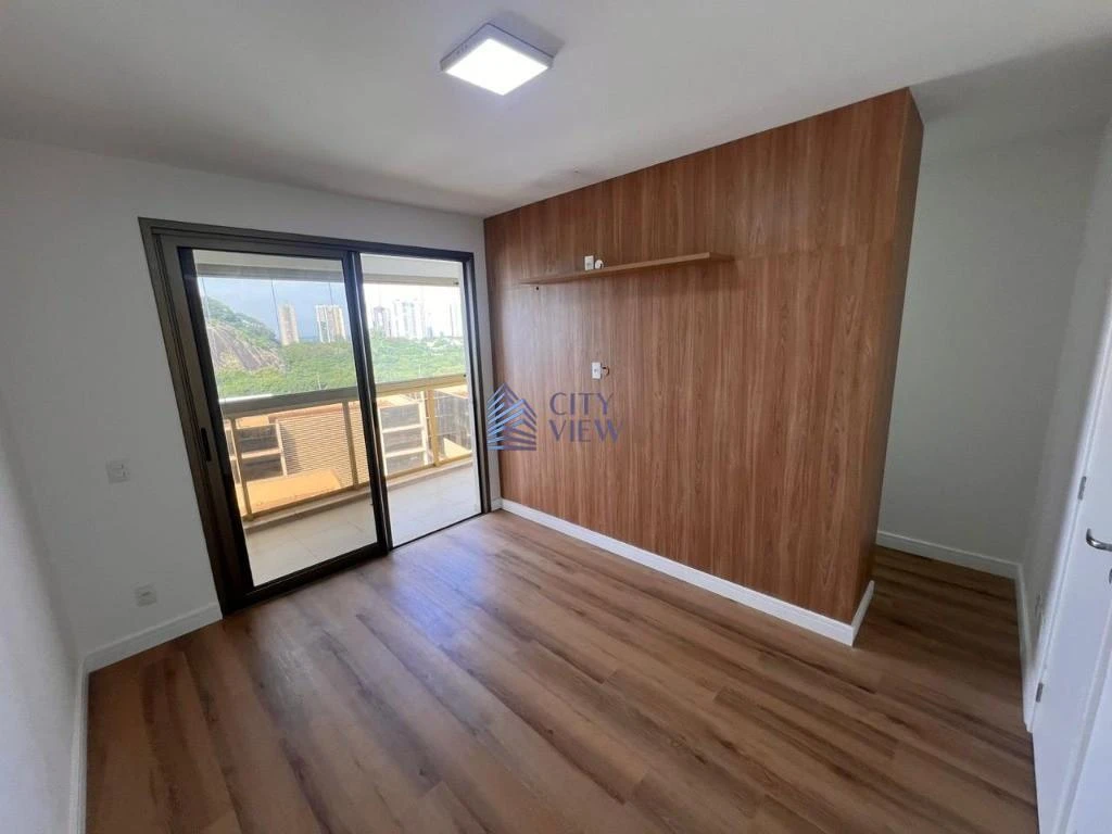171 m² apartment with 4 bedrooms and 2 parking spots — photo 3