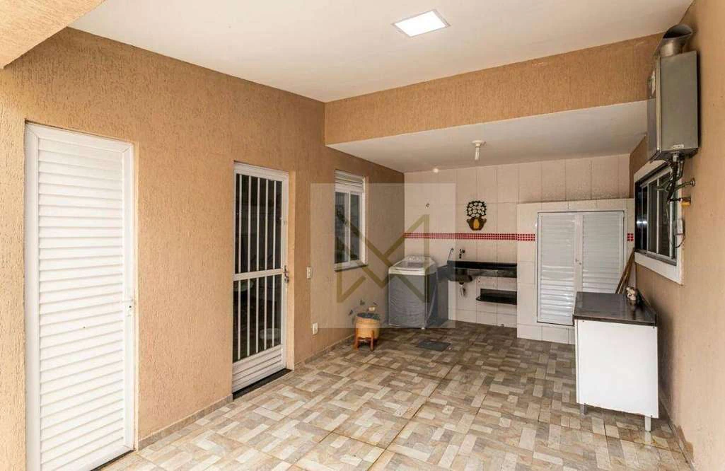 Furnished house with 4 en-suite bedrooms — photo 7