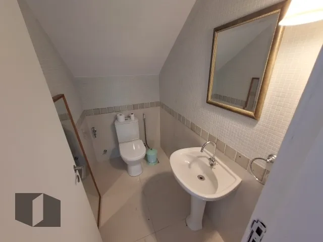 House with 4 bedrooms and 5 bathrooms, gas kitchen — photo 10