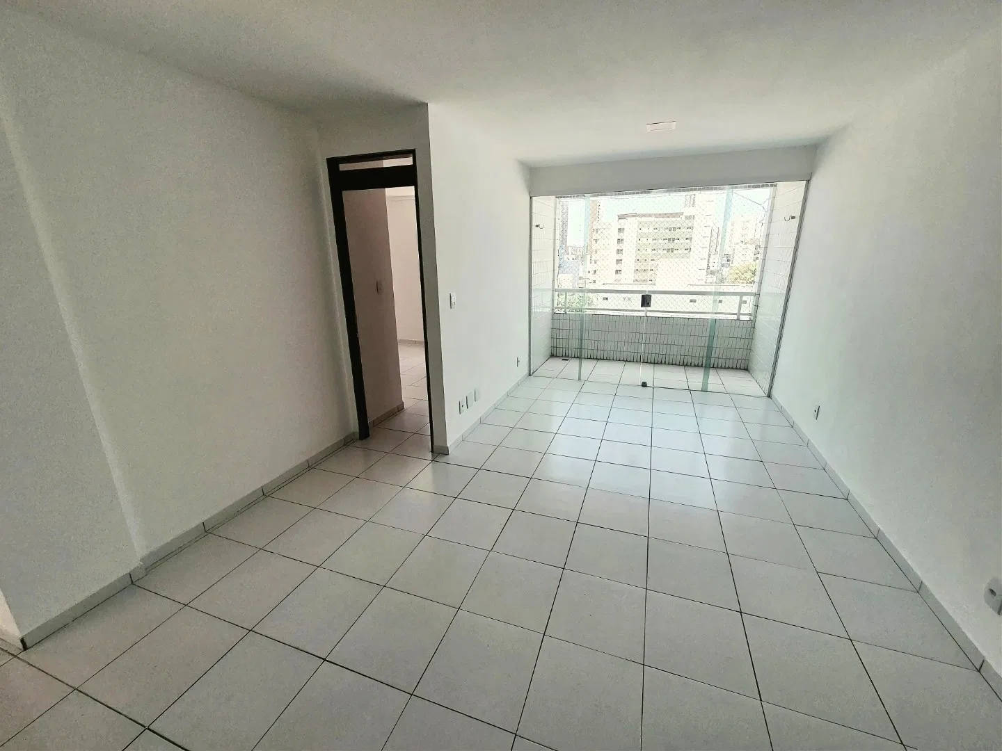 71 m² apartment with 3 bedrooms and 1 en-suite — photo 3