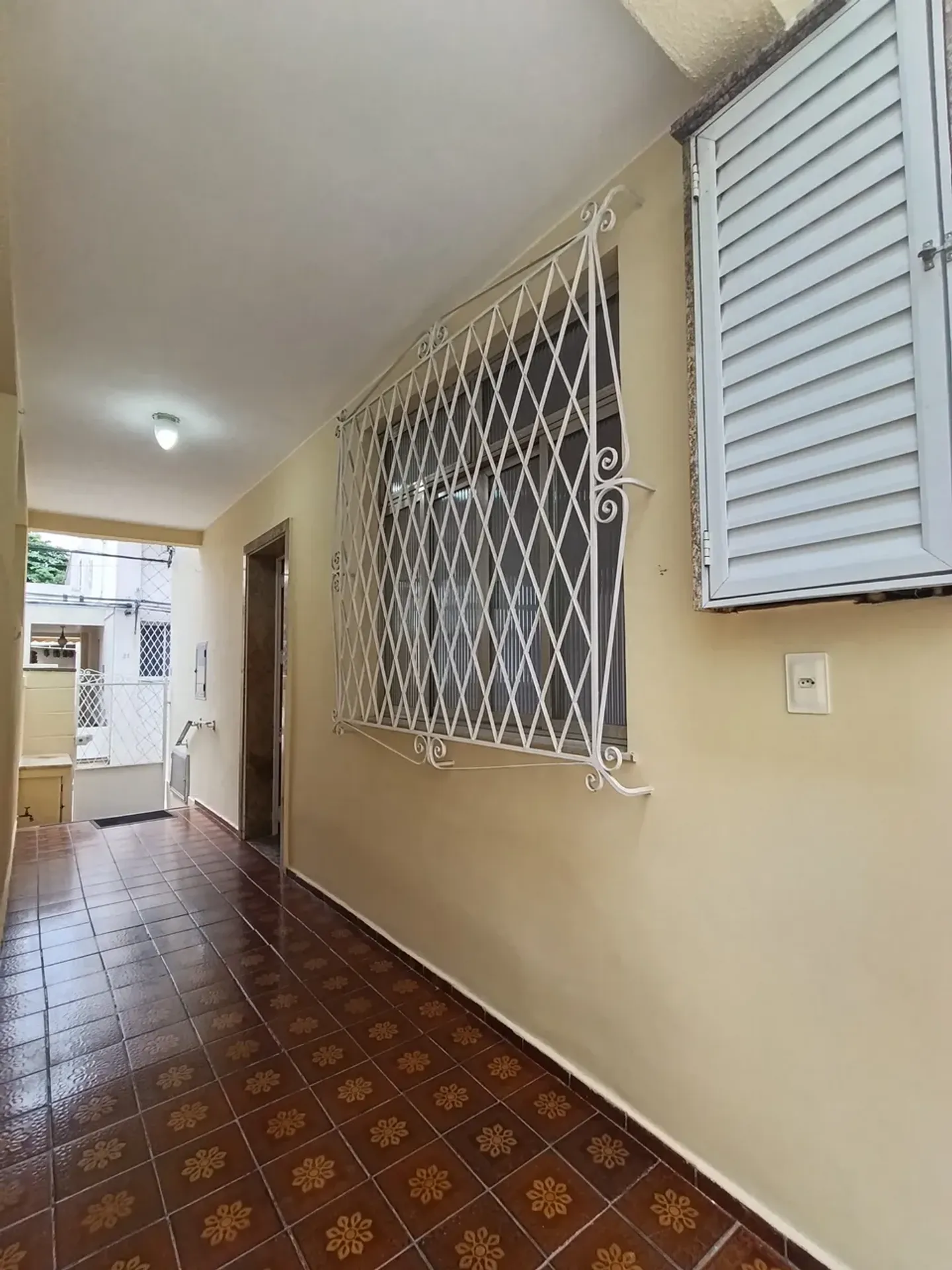 Washing machine in a 2-bedroom house, 82 m² — photo 32