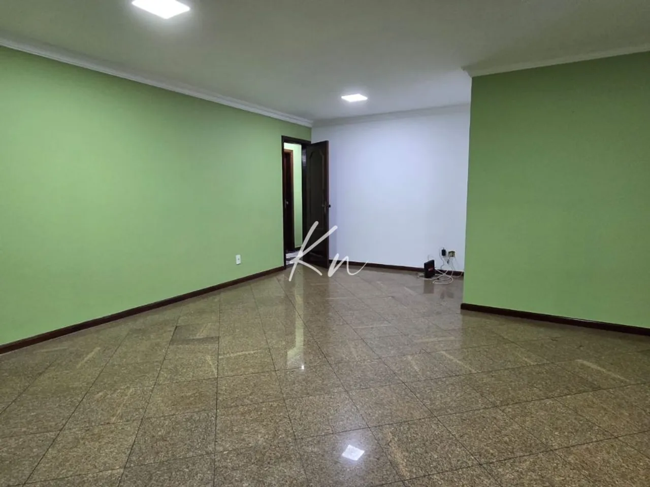 Unfurnished apartment with 3 bedrooms and 2 parking — photo 8
