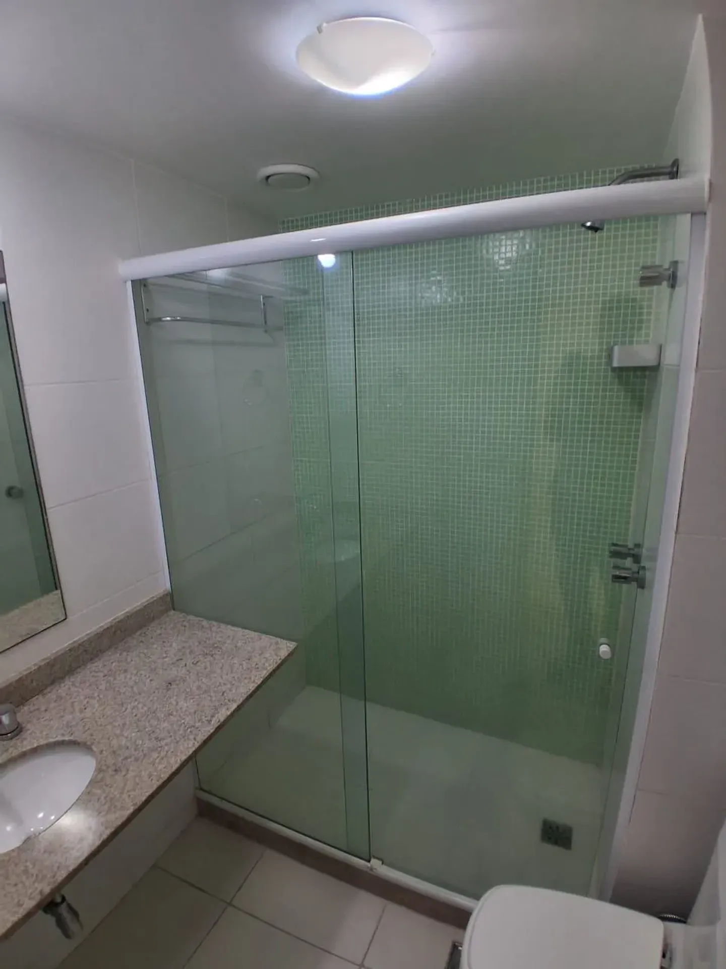 107 m² apartment with 4 bedrooms and 2 parking spaces — photo 8