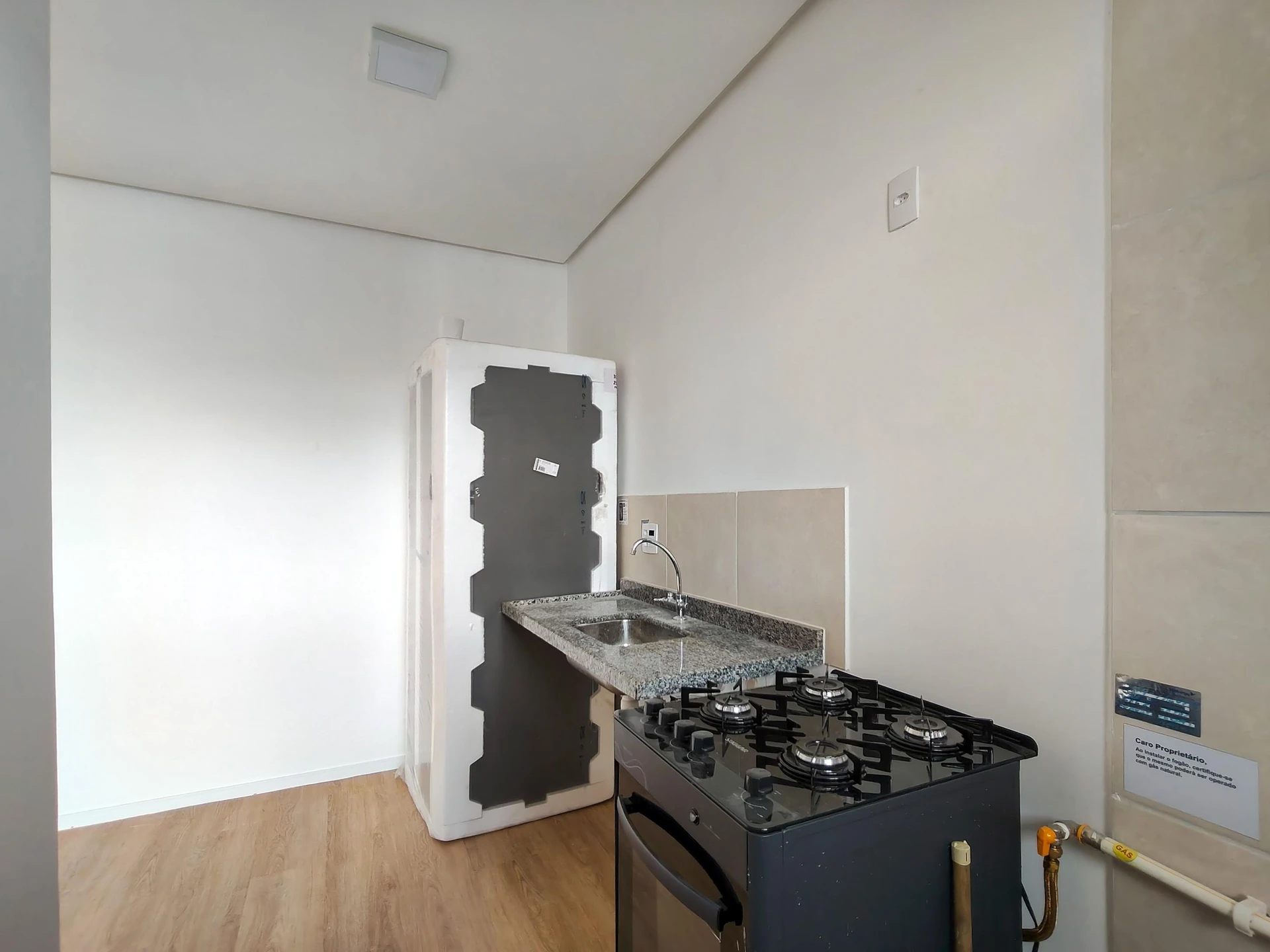 3-bedroom apartment with a water view in Rio de Janeiro — photo 16
