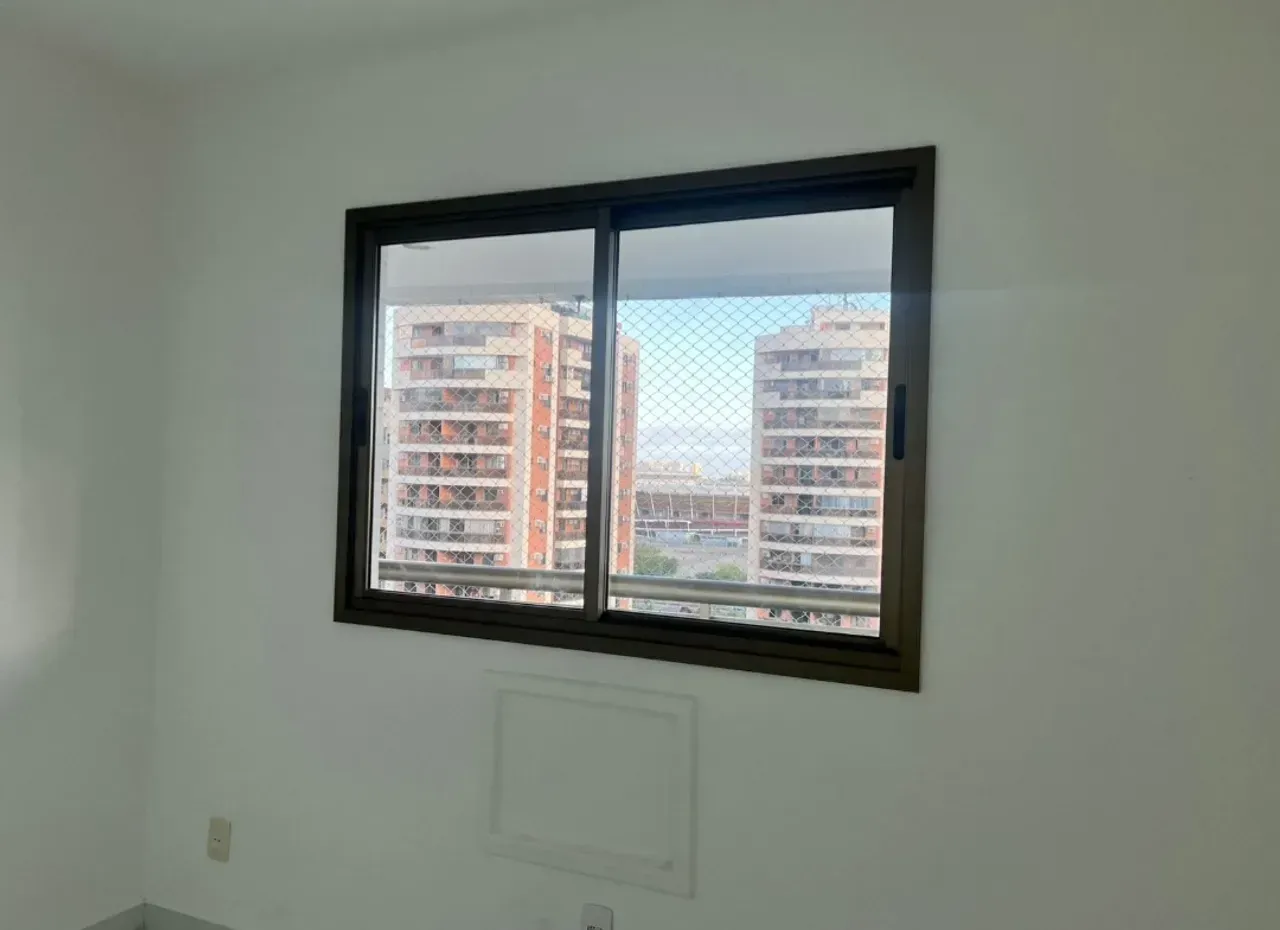 Apartment with 3 bedrooms, 2 bathrooms and a balcony — photo 16