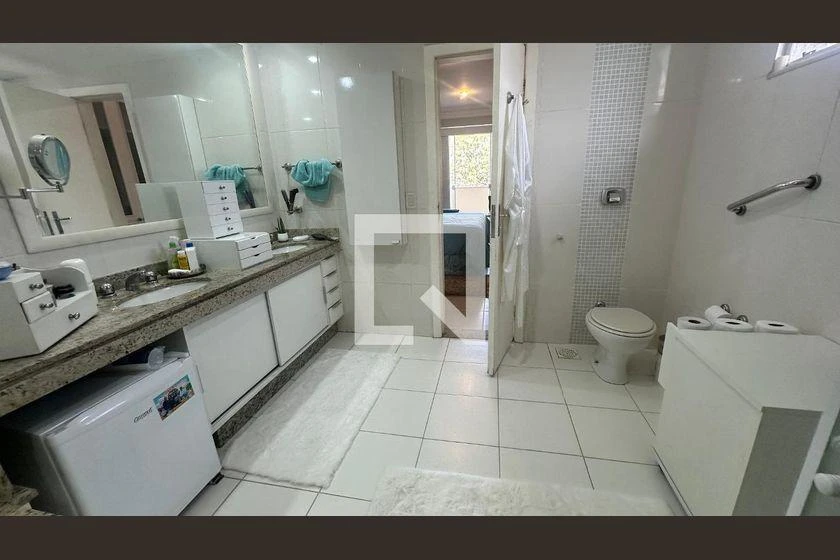 Condominium house with 5 en-suite bedrooms and pool — photo 41