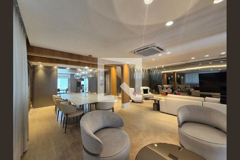 Home office in a 4-bedroom house, 373 m² — photo 15