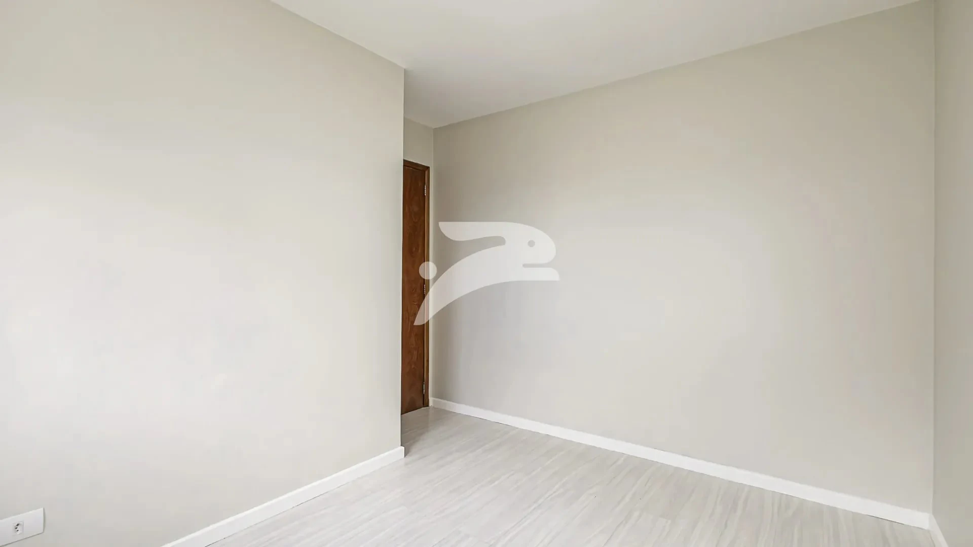 Балкон с грилем и 3 спальни: квартира 56 м² — photo 4