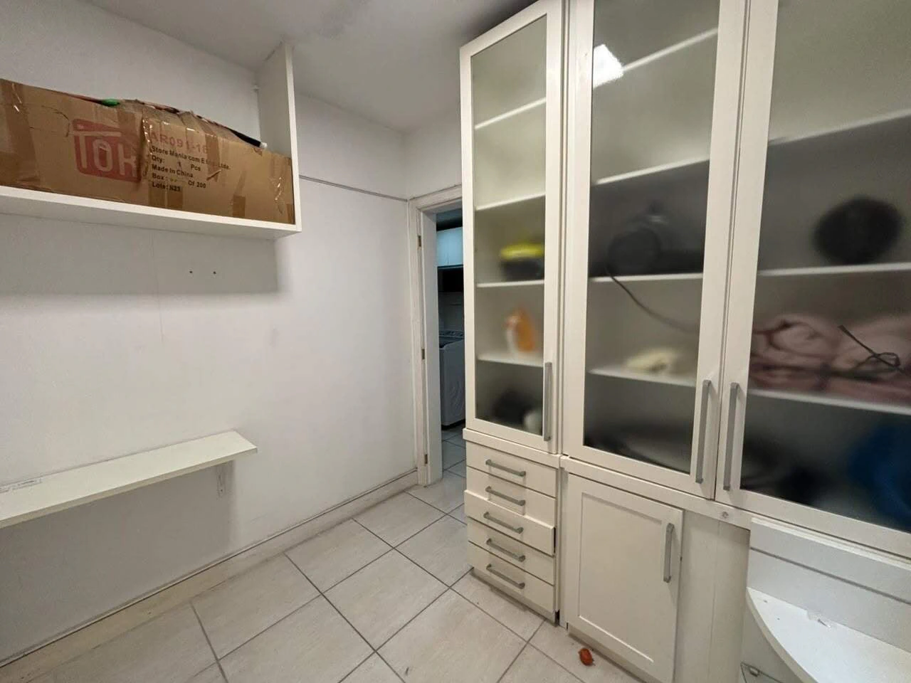 Furnished apartment, 122 m², with a glass-enclosed balcony — photo 21