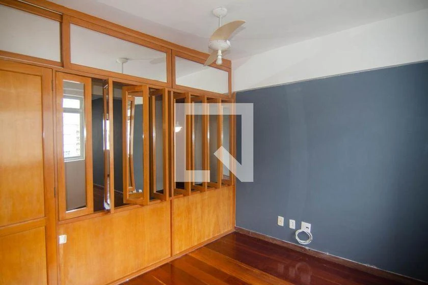 Apartamento com 4 quartos e 165 m², cozinha a gás — photo 6