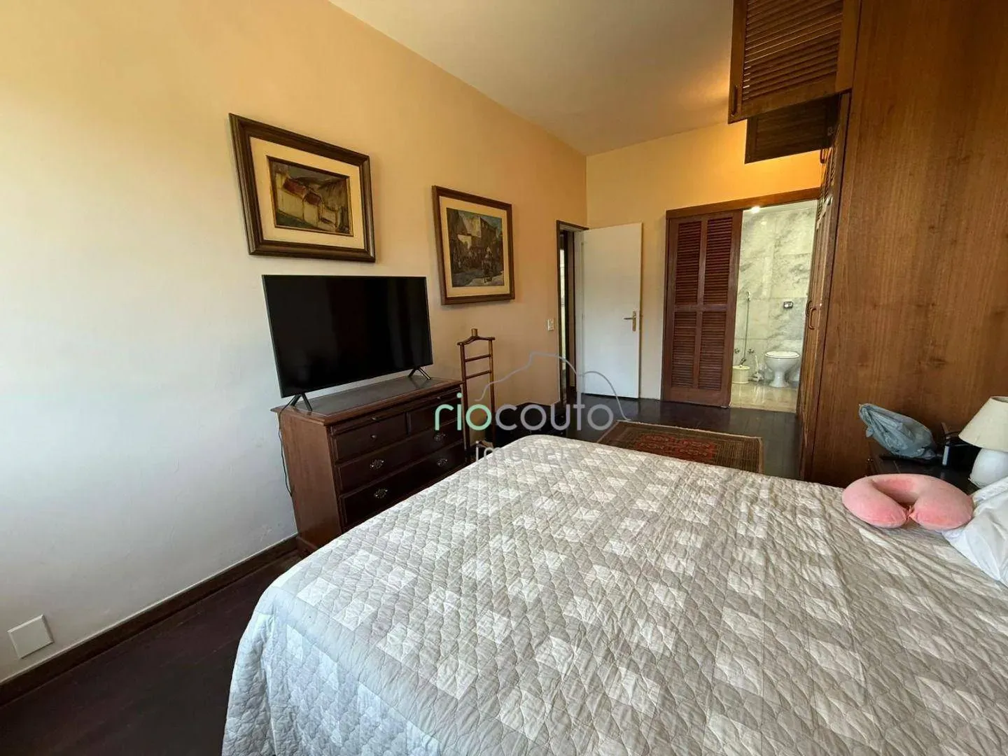 Unfurnished rental apartment with 2 bedrooms and 3 baths — photo 19