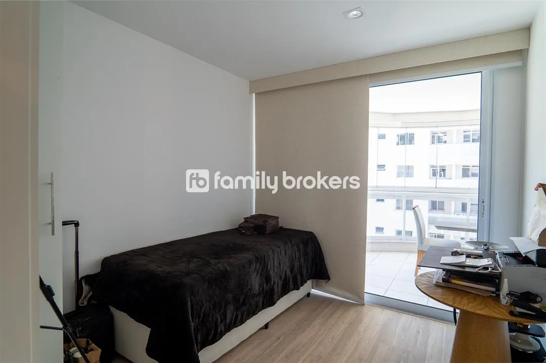 2 quartos e varanda envidraçada: apartamento de 86 m² — photo 9