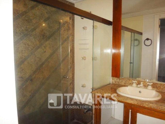 Unfurnished house with 5 bedrooms and a gas stove — photo 29