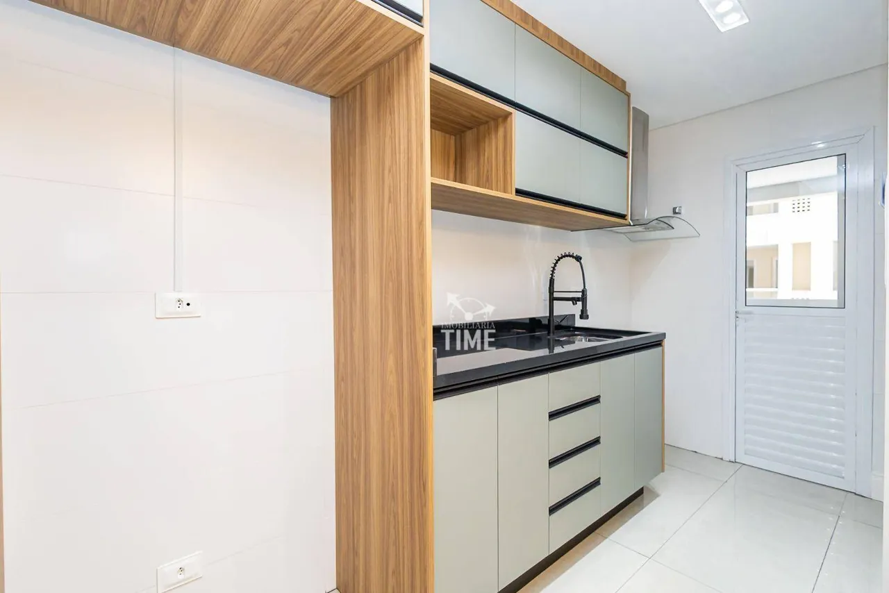 Modern 2-bedroom apartment with en-suite and 98 m² — photo 3