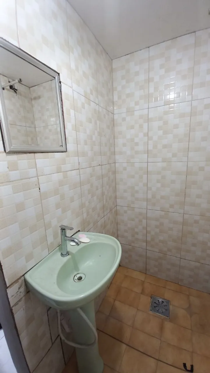 Casa sem mobília com cozinha fechada e 2 banheiros — photo 4