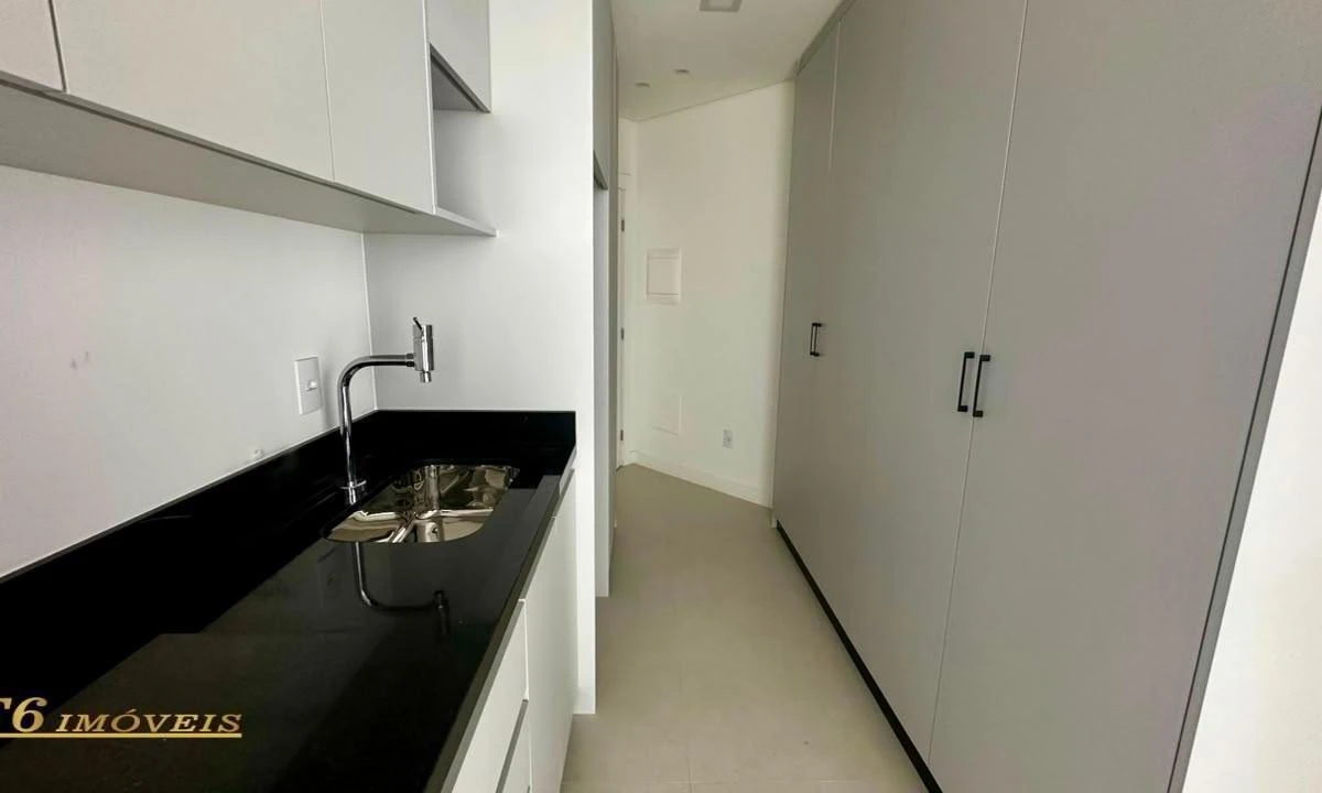 Furnished apartment, 29 m², with a washing machine — photo 12