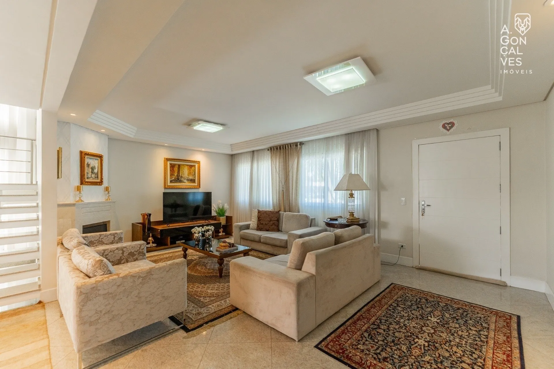 Furnished house with 3 bedrooms and 5 bathrooms — photo 3
