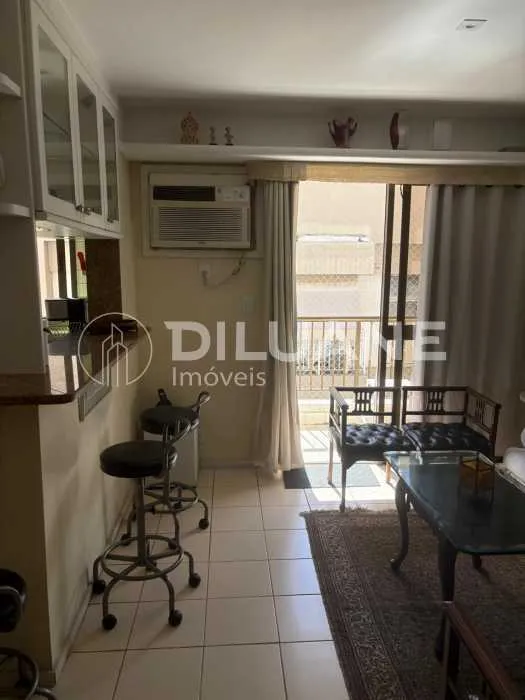 2-bedroom apartment with an open-plan kitchen — photo 16