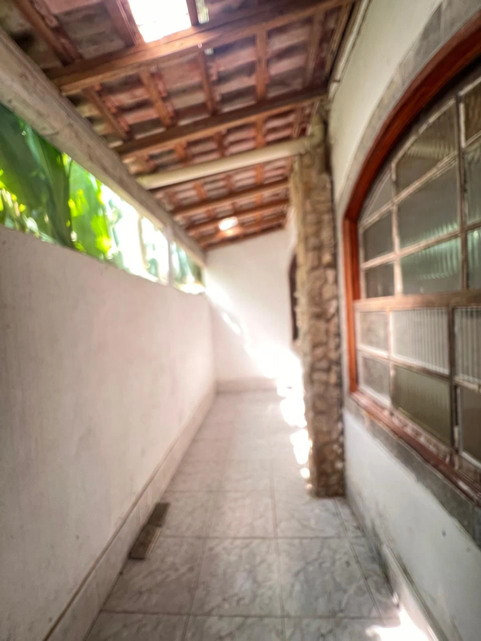 Rental house with 3 bedrooms, 2 suites, and balcony — photo 16