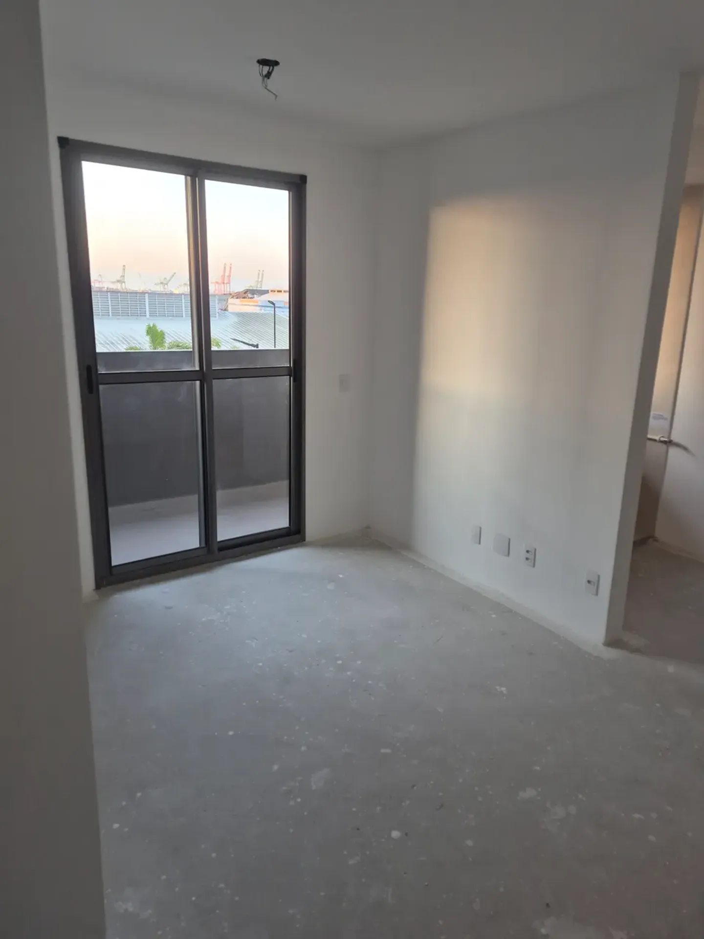 Rental apartment, 53 m², 2 bedrooms with private garden — photo 10