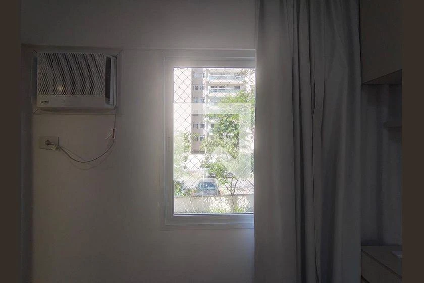 85 m² apartment with 3 bedrooms and a glass-enclosed balcony — photo 41