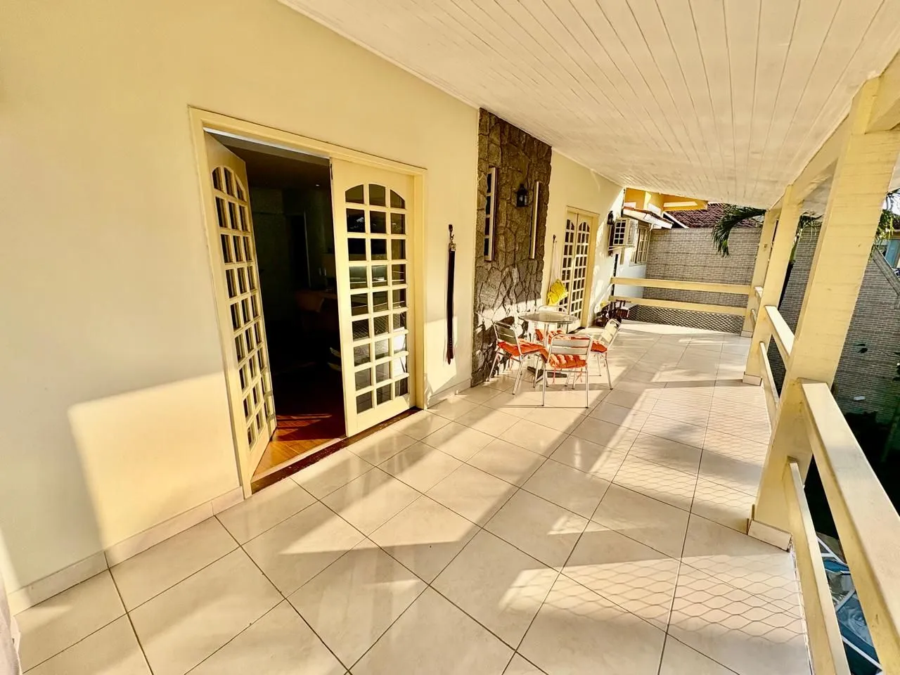 Furnished 4 en-suite bedrooms with 9 bathrooms — photo 25