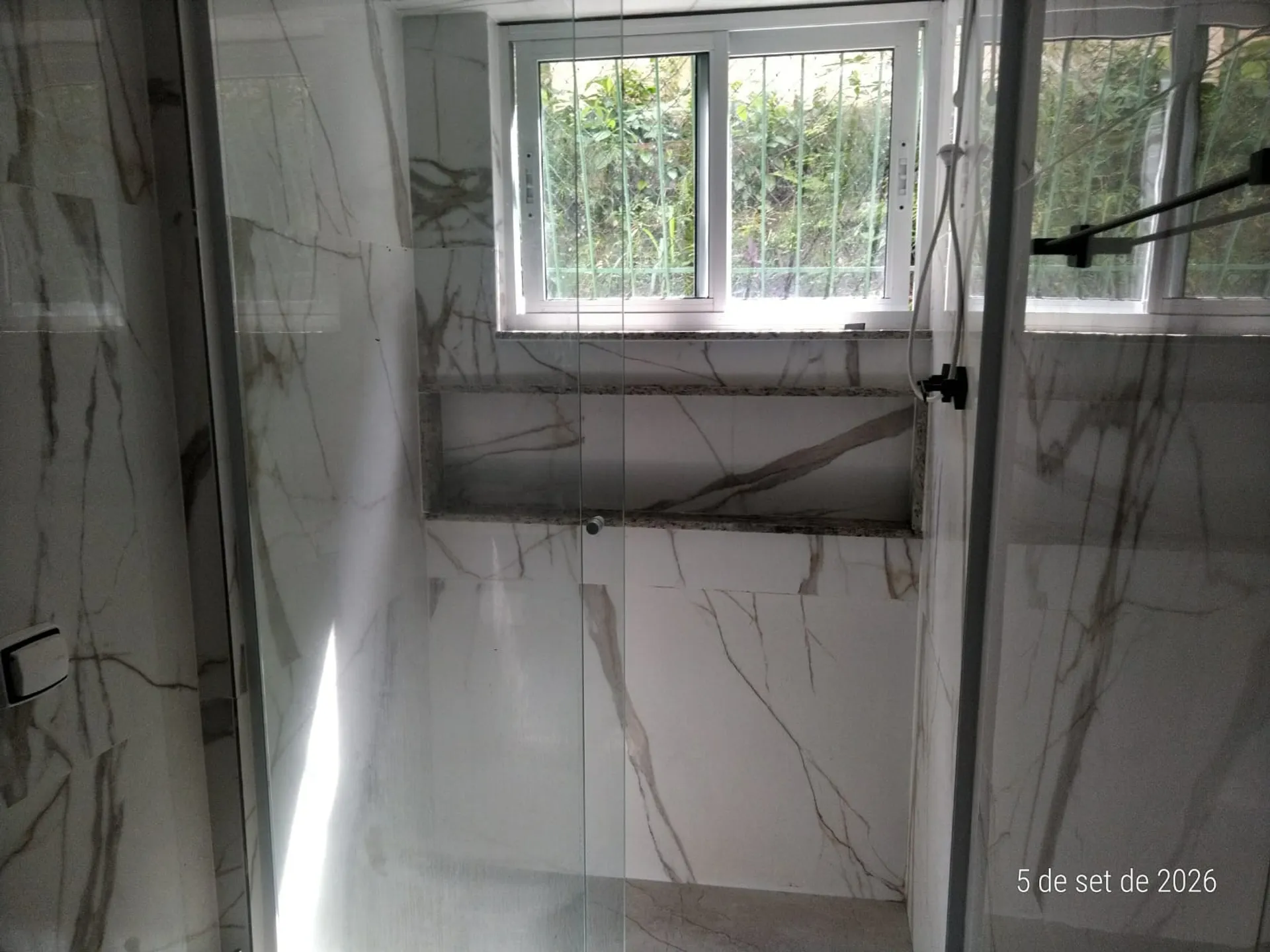 Квартира 40 м² з 1 спальнею та 1 паркомісцем — photo 7