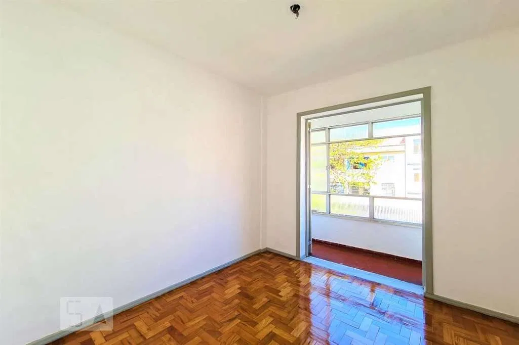 2 quartos e jacuzzi: apartamento de 65 m² — photo 31